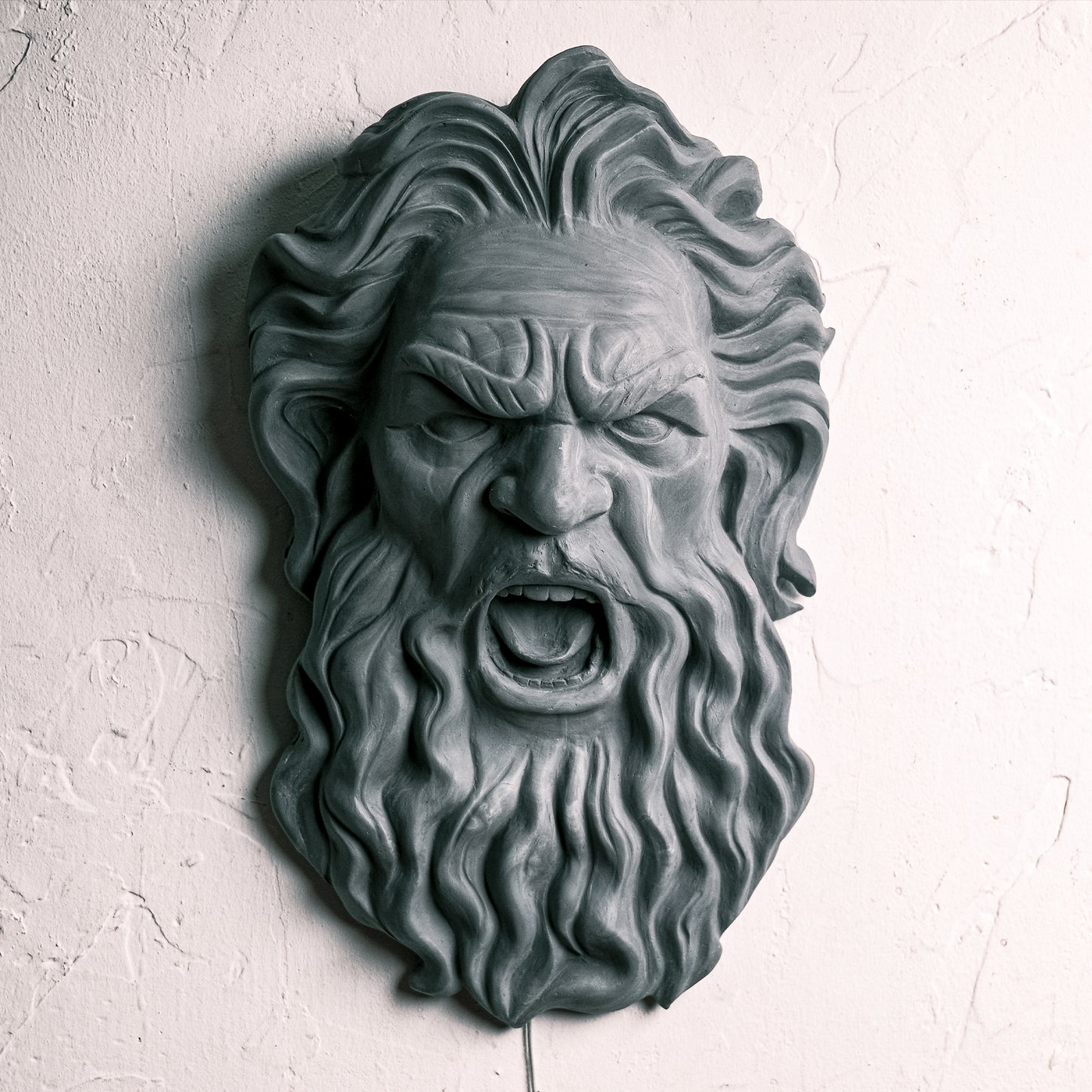 Zeus Siyah II