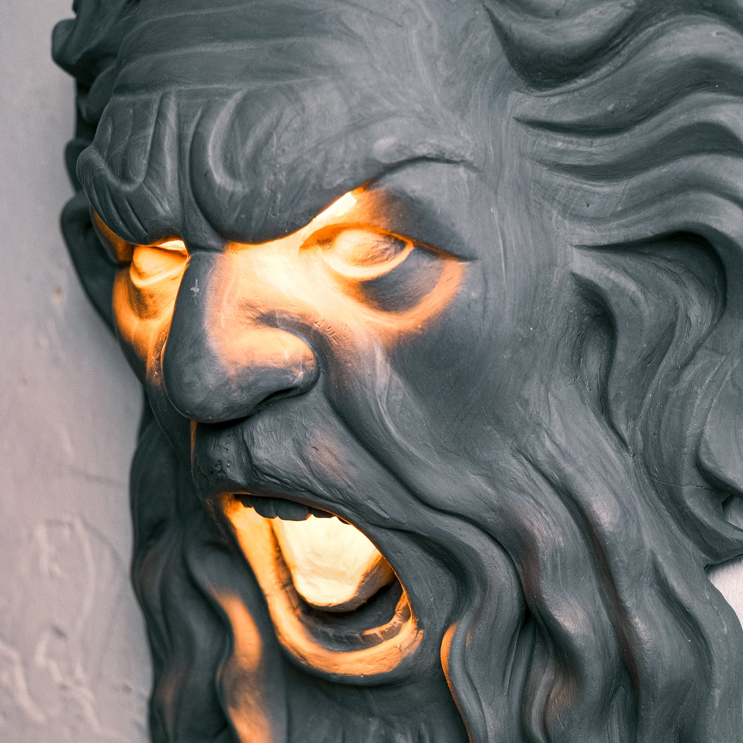 Zeus Siyah II